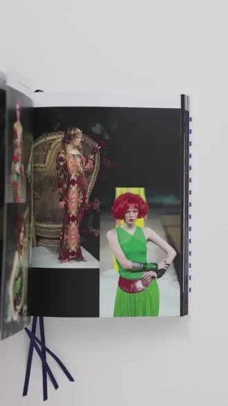 Kniha Jean Paul Gaultier Catwalk – francouzština