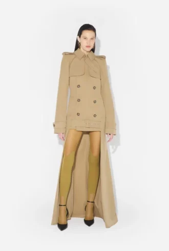 Trenchcoat s výřezy